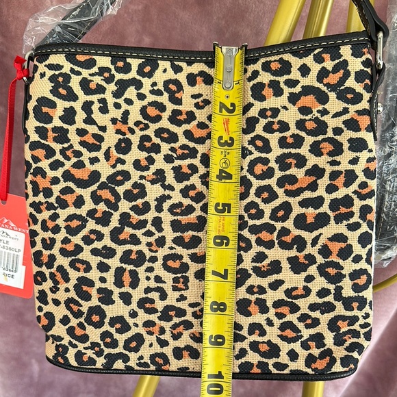 Montana West Leopard Print Women's Crossbody Bag - Picture 7 of 9